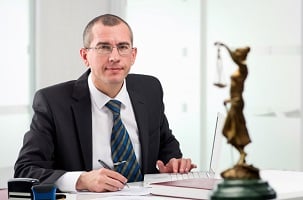 Einen Scheidungsanwalt in Carlsberg sollten Sie im besten Fall schon während der Trennung aufsuchen.