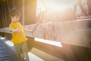 Die Kindergeldanrechnung auf den Unterhalt verringert den Gesamtbedarf des Kindes.