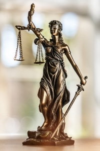 Falsche Angaben im Unterhaltsverfahren verstoßen gegen "Treu und Glauben".